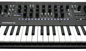 Korg Minilogue XD Synthesizer