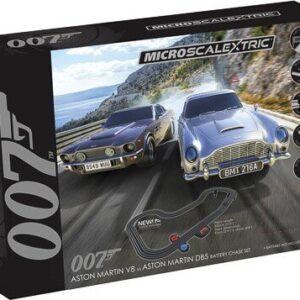 Micro Scalextric - James Bond 007 Racerbane Sæt - Aston Martin V8 Vs Aston Martin Db5