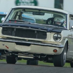 Scalextric Bil - Ford Mustang Bill & Fred Shepherd, Goodwood Revival - C4353